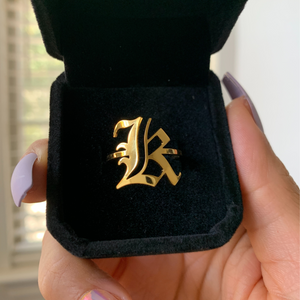 Initial Ring Gold